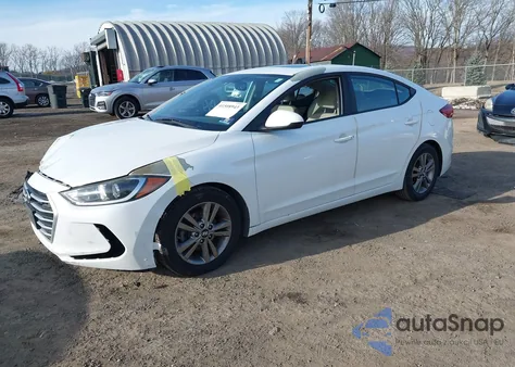 2017 Hyundai Elantra Value Edition z USA, uszkodzony, nr VIN 5NPD84LF4HH160589